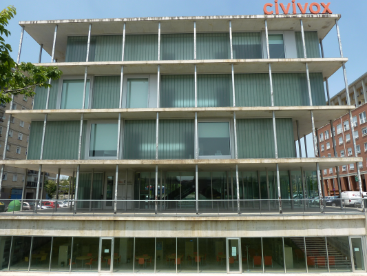 El próximo sábado habrá bertsos y teatro en euskera para público infantil en Civivox San Jorge