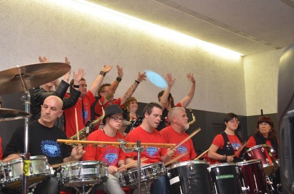 Concierto  de Motxila 21 en el Día de Navarra