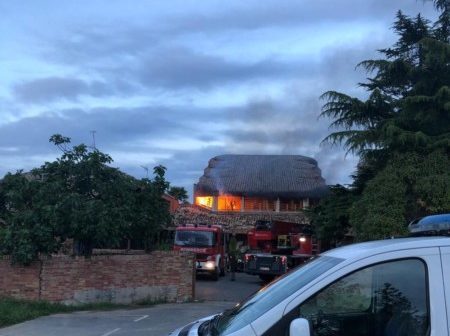 Sofocado un incendio en el antiguo convento de Agustinas en Aranzadi