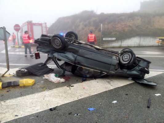 Dos heridos en un accidente de tráfico en Aberin
