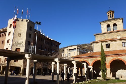 El alcalde en funciones de Huarte ordena el cierre inmediato de la escuela Infantil Pérez Goyena