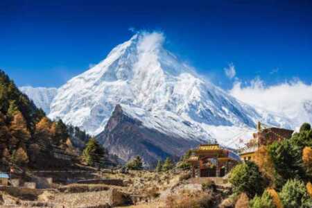 Fraude millonario en el Himalaya: envenenan a turistas para cobrar rescates