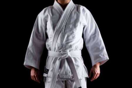 Katanamart dispone de uniformes para la práctica de karate y judo