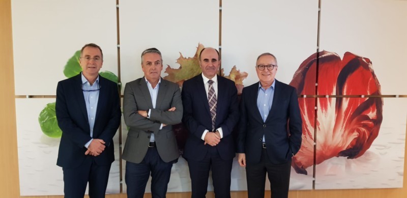 El consejero Ayerdi visita la sede de Florette en Milagro