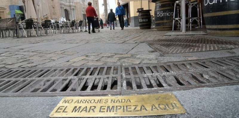 EH Bildu Iruñea plantea una campaña para reducir el desecho de colillas al suelo y concienciar sobre el peligro que tienen para el medioambiente
