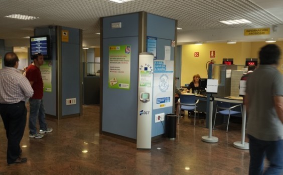 La DGT reforzará con tres examinadores itinerantes los exámenes prácticos de conducir en Navarra 