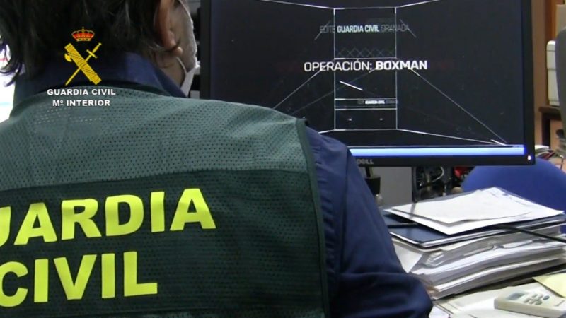 Detenidos dos menores como presuntos cabecillas de una red ciberdelincuente con 770.000 claves compradas
