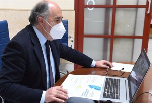PP de Cádiz pide a González Laya detalles sobre el vertido de Gibraltar y el «hostigamiento» a una embarcación española