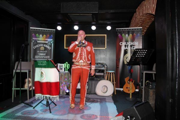 Chuchín Ibáñez seguirá siendo el Rey de las 'rancheras' :  anuncia que en 2026 dejará los escenarios 