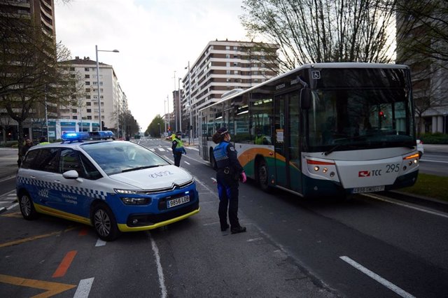 Detenido un hombre de 54 años por una agresión sexual (tocamientos) en el interior de una villavesa en Iturrama