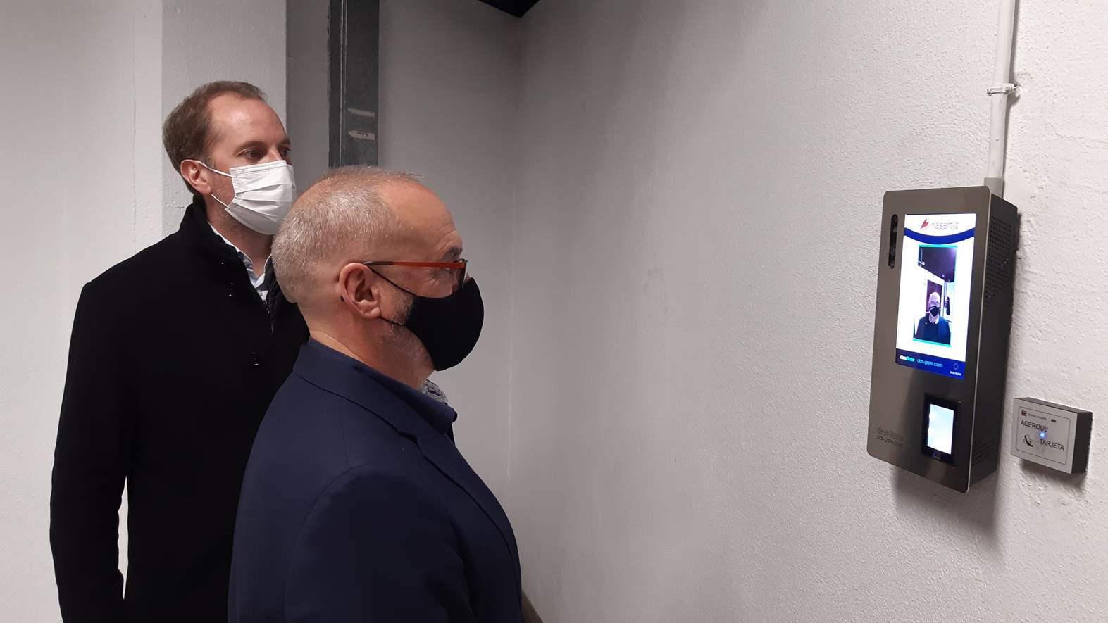 Cigudosa testa un proyecto piloto basado en el acceso biométrico por reconocimiento facial, instalado en NASERTIC