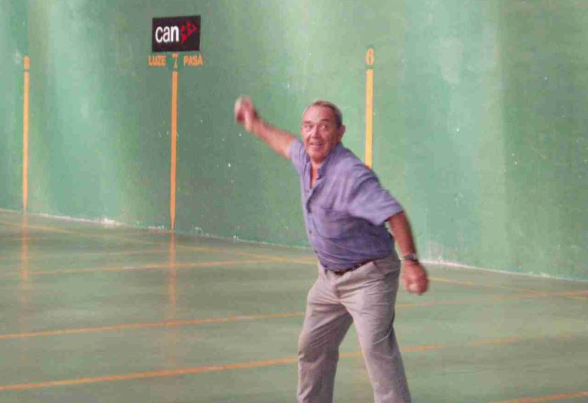 Fallece Tomás Ezkurra, promotor del Club Zugarralde de Burlada