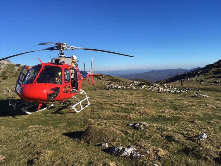 Rescatado en helicóptero un senderista de 60 años tras sufrir una caída en Belagua
