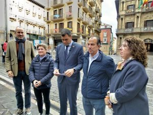 García Adanero dice, tras la renuncia de los candidatos de Bildu condenados, que «no cabe más recochineo»