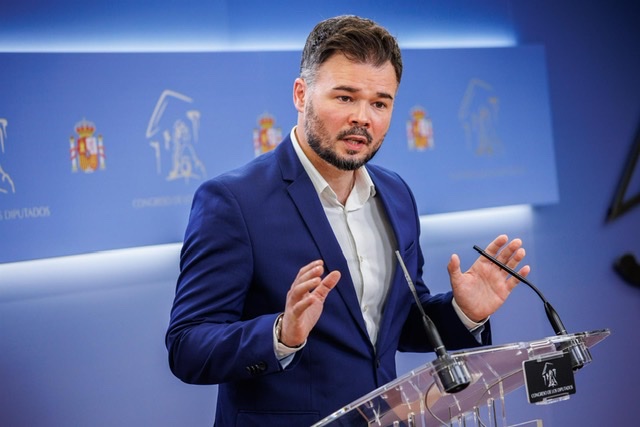 Rufián se queda en ERC: encabezará la lista de la formación por Barcelona y descarta el Frente Amplio