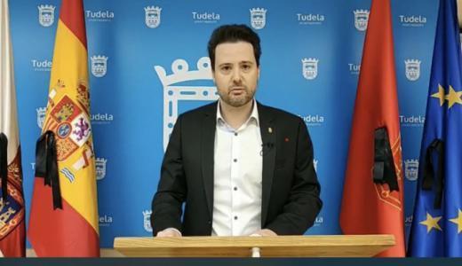 Toquero interpone una demanda contra Ernai por una imagen comparándolo con Hitler