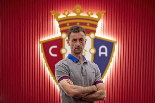 Osasuna Promesas visita al Bilbao Athletic en Lezama