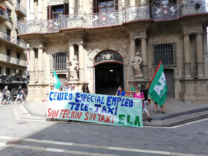 Trabajadores de Tele Taxi acusan a la junta directiva de buscar la 