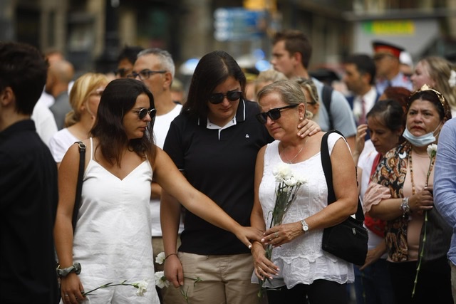 Barcelona recuerda a las víctimas del 17-A en el quinto aniversario, con el boicot de unos 40 independentistas
