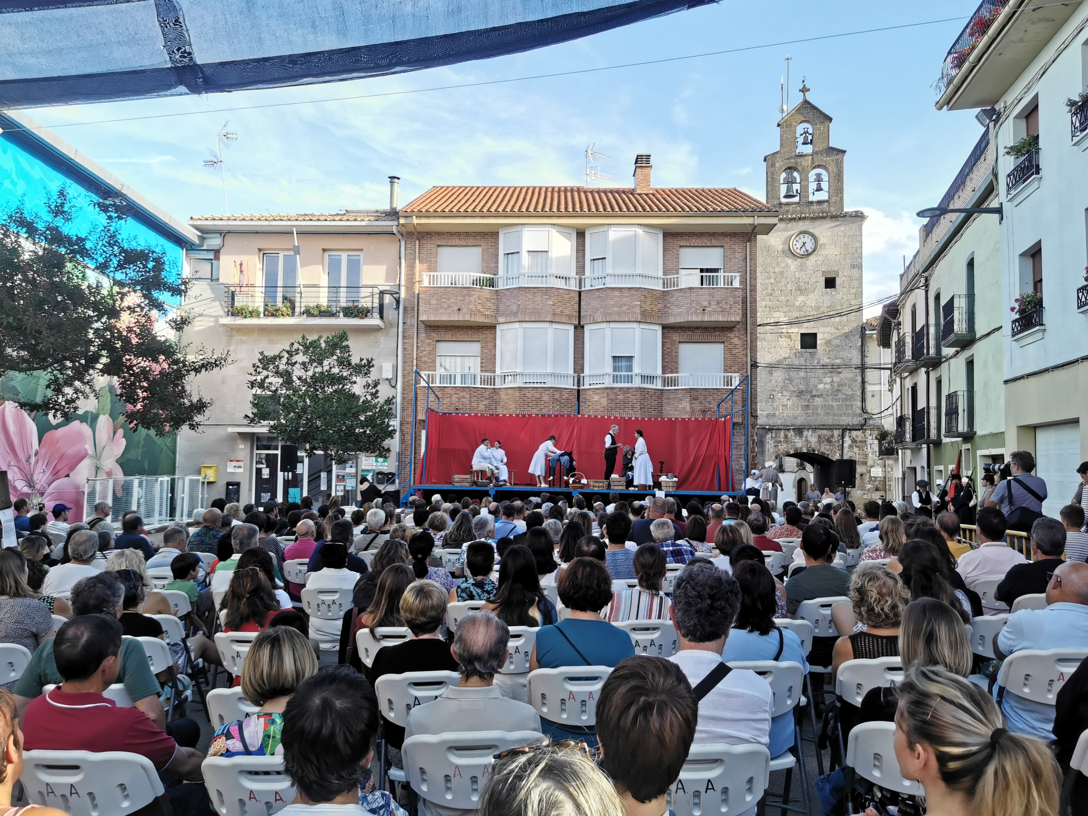 Más de 450 personas se citan para disfrutar de la recreación de la batalla de Abárzuza