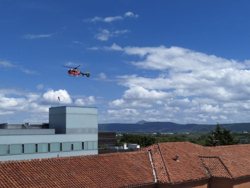 Un ciclista trasladado al Hospital Universitario de Navarra tras sufrir una caída en Azqueta