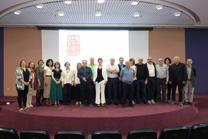 Salud reconoce el trabajo del personal sanitario que puso en marcha las primeras ambulancias medicalizadas en Navarra