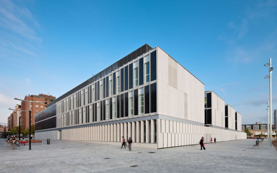 Situación crítica en las Escuelas de Arte y el Conservatorio Pablo Sarasate: profesorado temporal pide paralizar la OPE