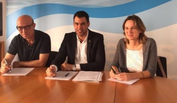 Piden responsabilidades a Larrarte por las nuevas goteras en el Polideportivo de Tudela