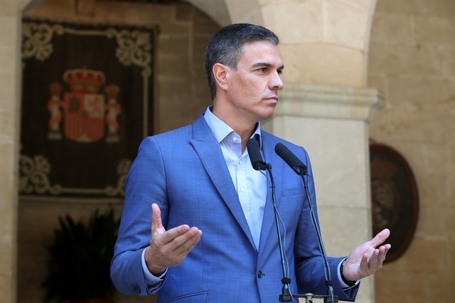 Sánchez agradece a la selección española su 