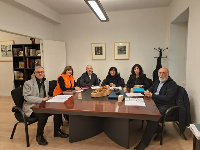 El Instituto Vasco de Criminología presenta a la consejera Ollo el informe sobre la tortura desde 1979 hasta la actualidad