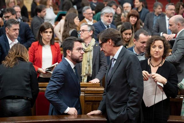 PSC y ERC preacuerdan la investidura de Illa a cambio de un concierto económico similar al del País Vasco y Navarra