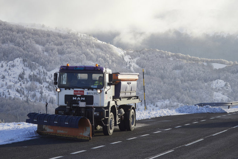 La borrasca Joseph obliga a extremar ante la llegada de nevadas intensas en el norte e interior de la península Ibérica