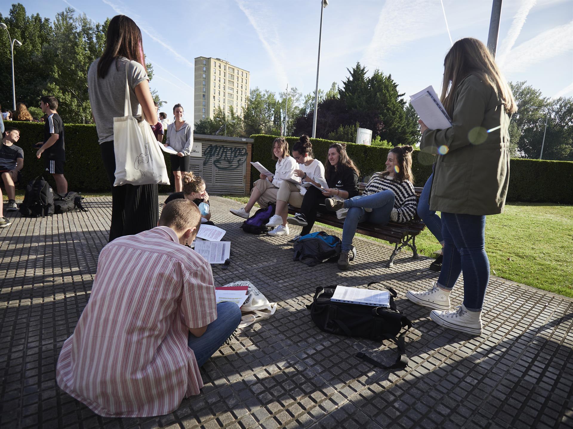Más de 100 profesionales que trabajan con jóvenes se forman en salud mental en la adolescencia a través del INJ