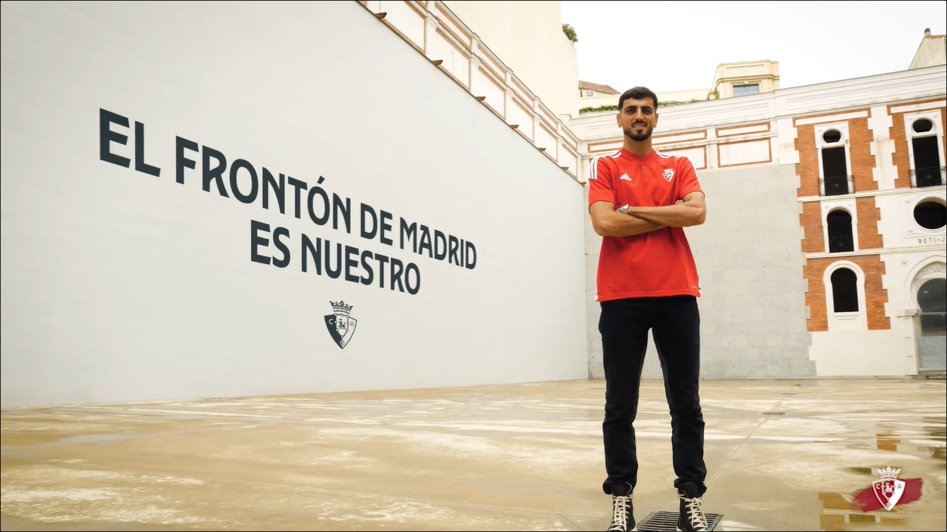 Osasuna hace oficial el fichaje de Catena por cinco temporadas