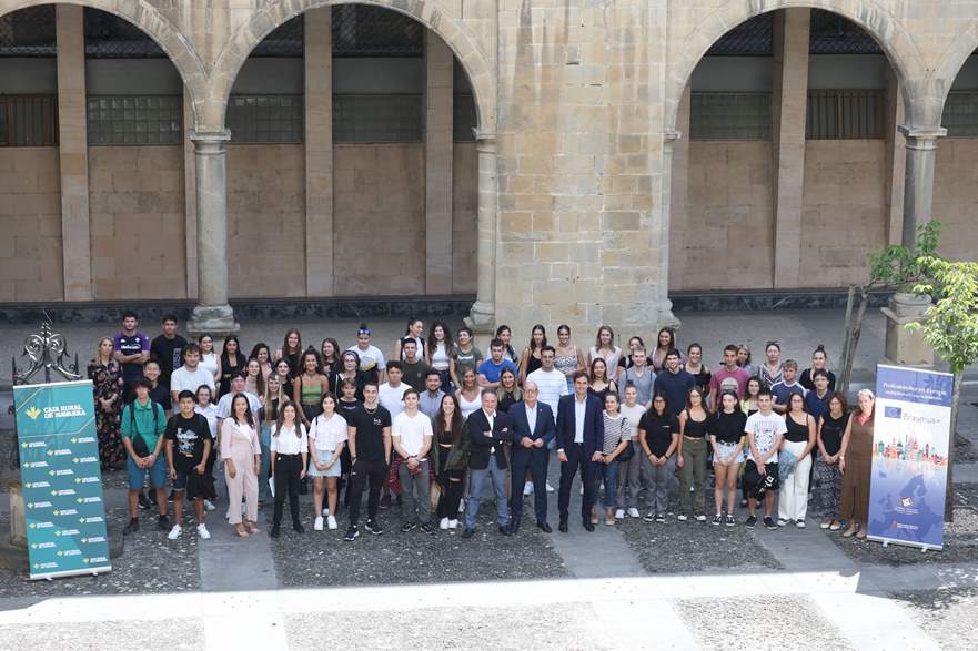 90 docentes navarros realizarán intercambios profesionales de la mano del CREENA a través del programa ERASMUS +
