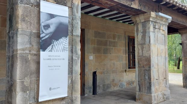 El fotógrafo Adolfo Lacunza propone un recorrido por la cultura navarra a través de 50 retratos en blanco y negro