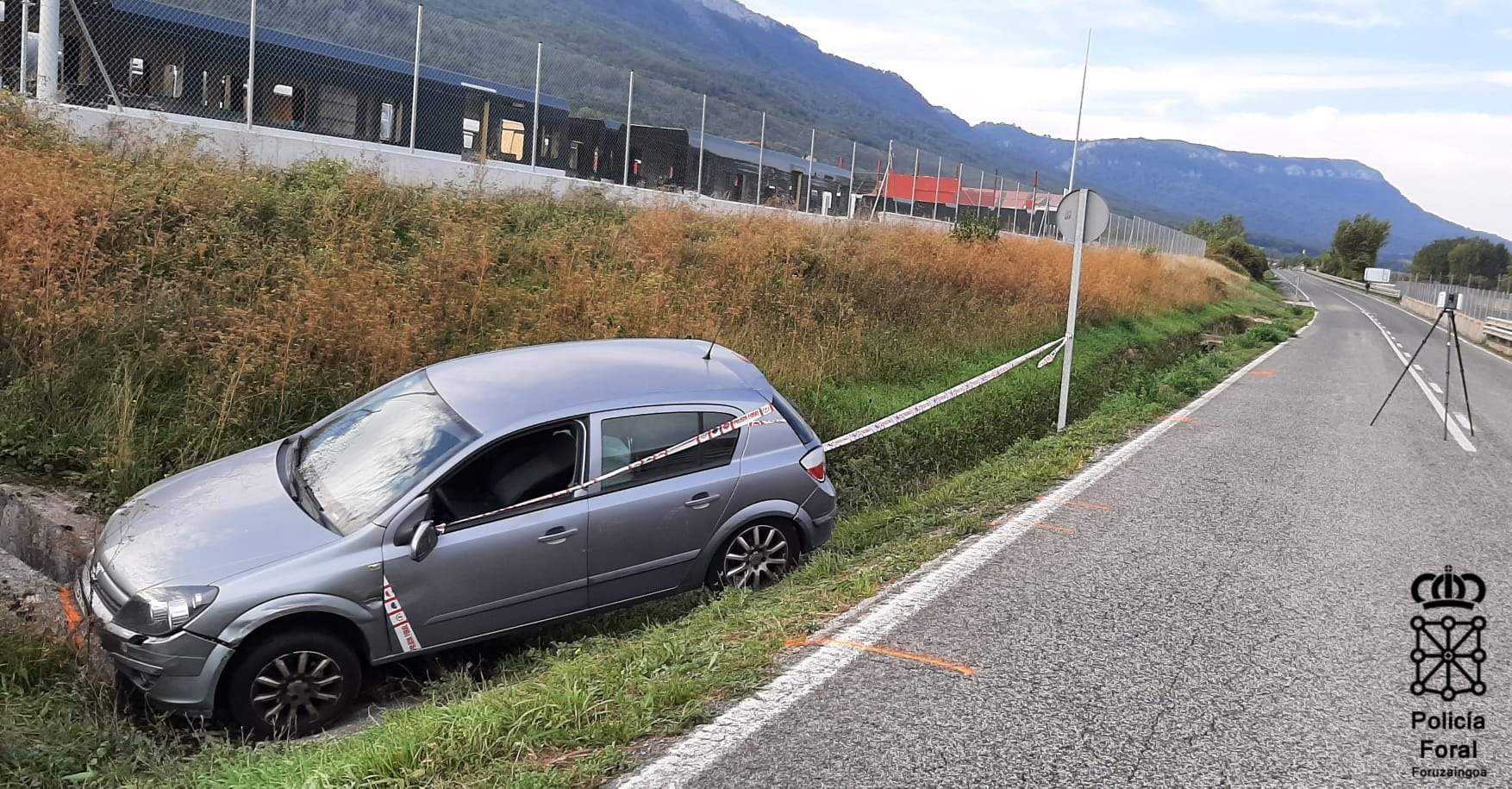Herido un hombre, de 67 años, tras una salida de vía en la A-1 a la altura de Ziordia