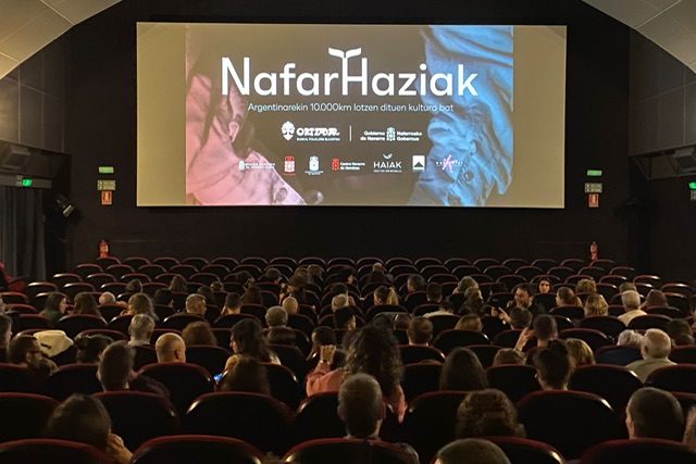 El PSN de Pamplona propone un acuerdo con los Cines Bayona para habilitar un espacio de actos para el barrio de San Juan