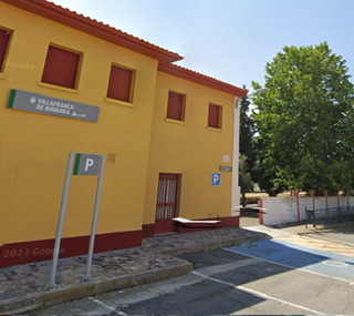 Cae por un talud a las vías del tren cuando huía tras protagonizar junto a otro individuo varios altercados en Villafranca