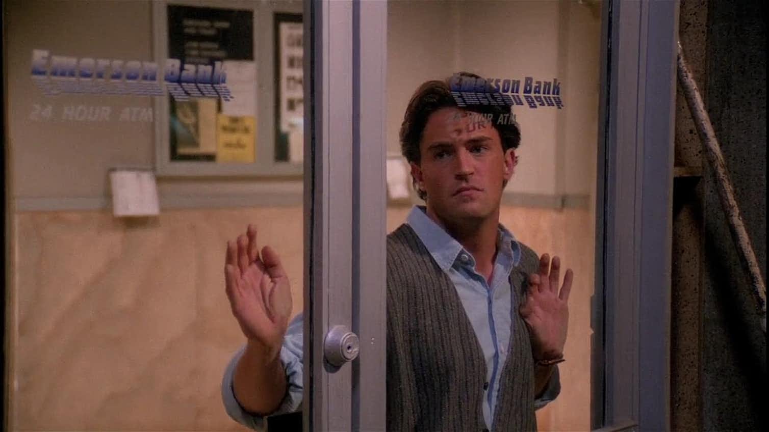 Chandler Bing: cómo crear un personaje cómico memorable a través del humor y la compasión