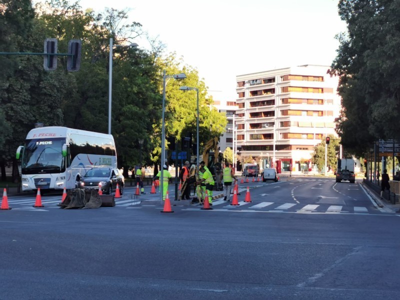 Las obras de asfaltado en la avenida de Bayona cortarán el tráfico en la zona a partir del lunes