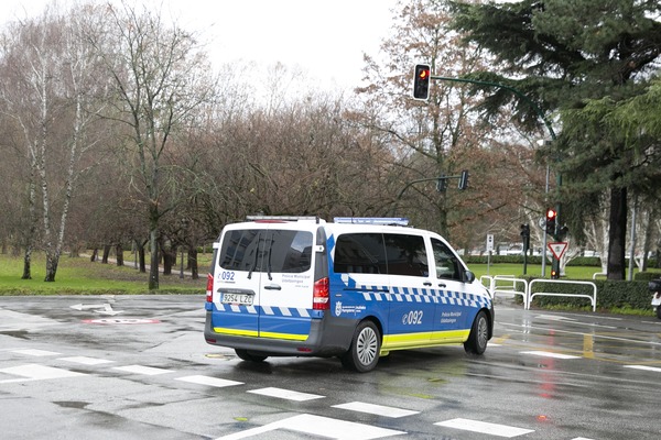 Casi una veintena de conductores sancionados en Pamplona por dar positivo en alcohol y drogas