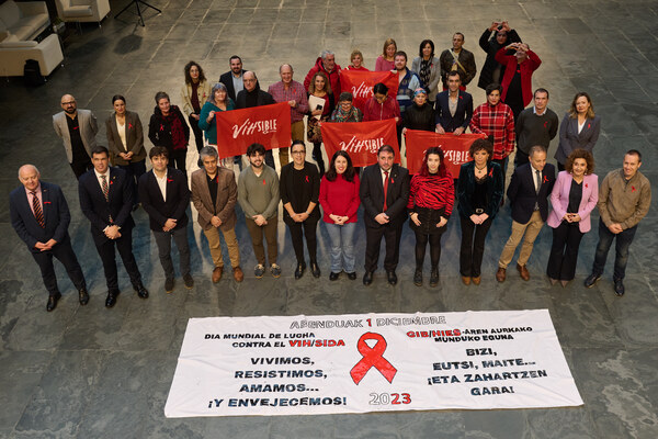 El Parlamento de Navarra se adhiere al Día Mundial contra el Sida