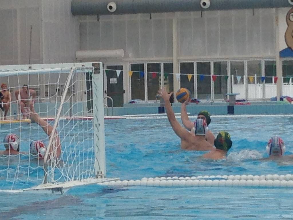 Dura derrota en penaltis para Waterpolo Navarra