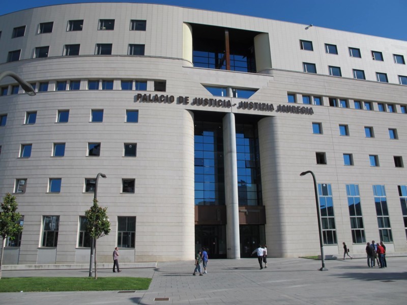 Condenado a 6 años de prisión por abusar de una menor de 14 fugada de un centro de acogida del Gobierno de Navarra y obligada a prostituirse