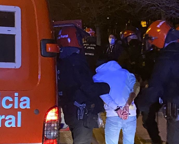 Vuelve de vacaciones y se encuentra a dos okupas en su casa de Orkoien