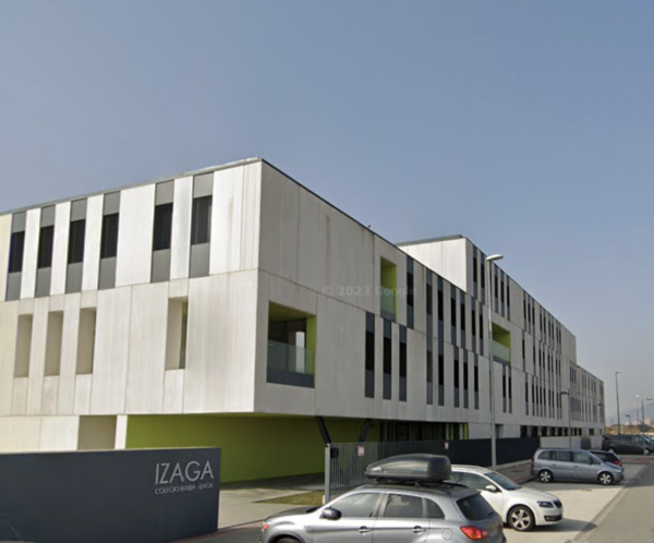 Gimeno advierte a los promotores del nuevo colegio privado con enseñanza segregada que 