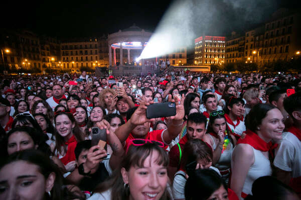 Ojete Calor, Shinova, Hofe, Isabel Aaiun, Boney M, Koma o Motxila 21, en los conciertos de Sanfermines 2026 