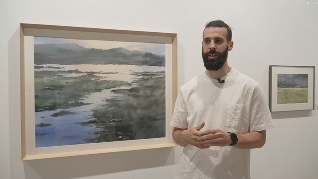 Hasier Moreno debuta en Ciudadela con la exposición ‘Pausa bat, hamaika paisaia’, una selección de paisajes de su entorno vital