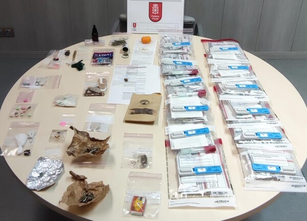 Una fiesta “rave” en Leitza finaliza con un detenido por tráfico de drogas y 26 denuncias por tenencia y positivos en control de tráfico